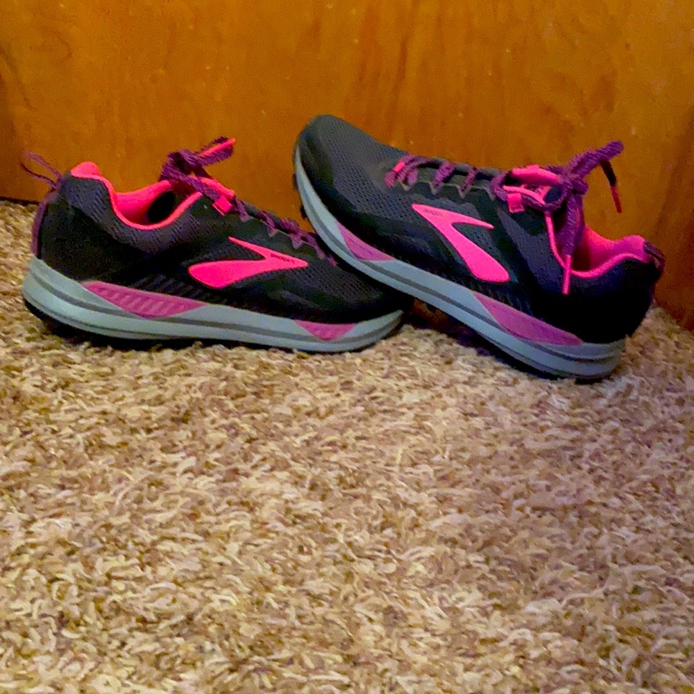 Brooks running/trail shoe